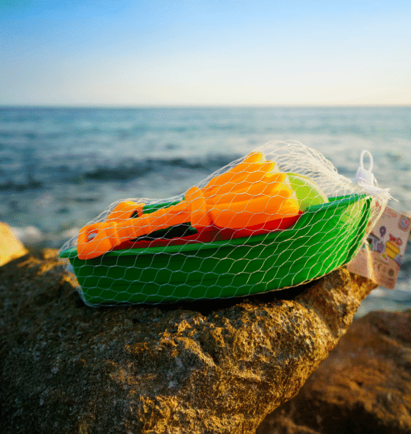 Beach Toy Set – Boat and Bucket Edition