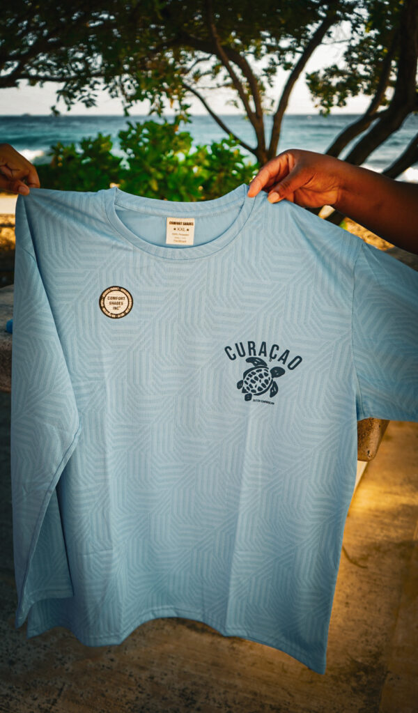 Curaçao Turtle Long-Sleeve Shirt